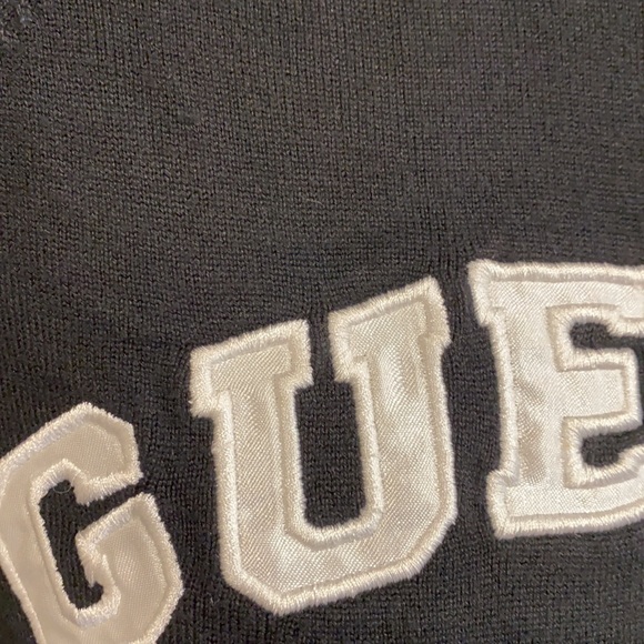 NWOT Guess Zip Up Logo Hoodie - Picture 6 of 8